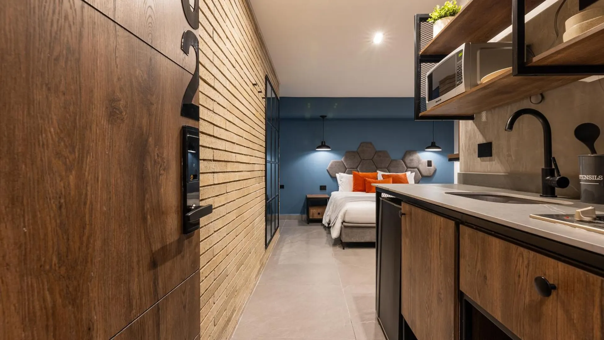The Zoho Livin Hotel Medellin