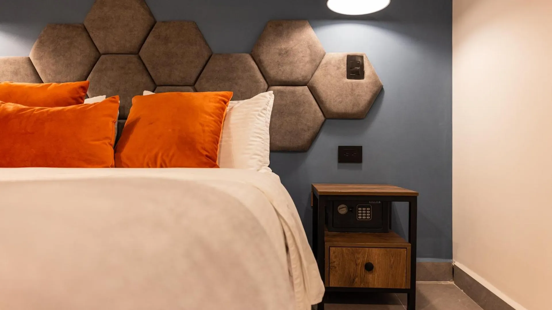 The Zoho Livin Hotel Medellin
