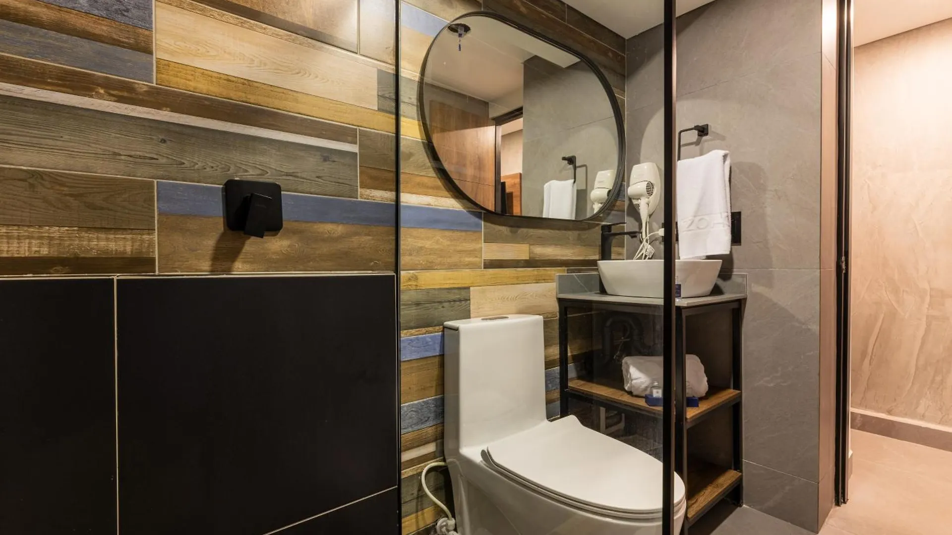 The Zoho Livin Hotel Medellin