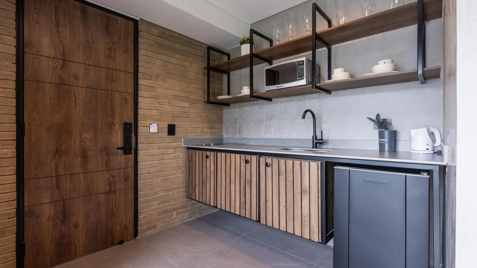 ****  The Zoho Livin Hotel Medellin Colombia