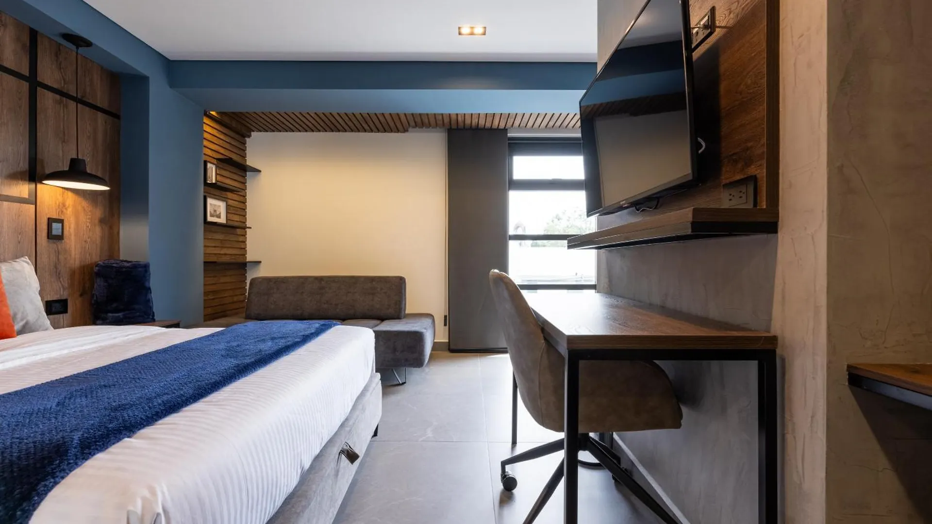The Zoho Livin Hotel Medellin