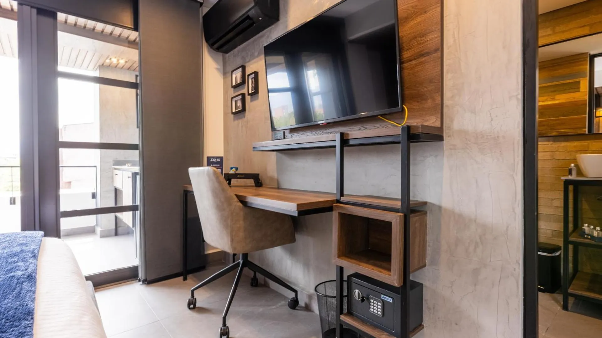 The Zoho Livin Hotel Medellin